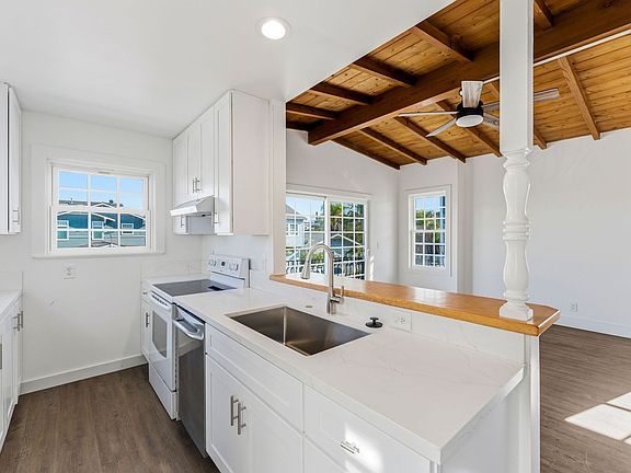 3rd image of 307 1/2 Anade Ave
