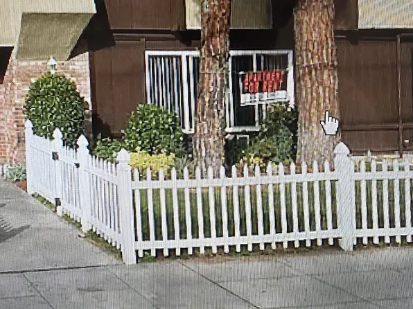 13751 Oxnard St #100, Van Nuys, CA 91401
