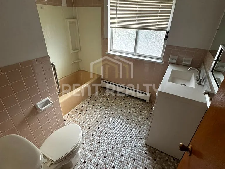 Barnett Dr — Photo 13