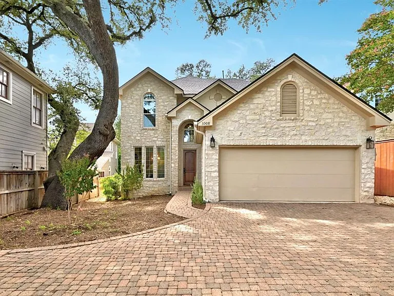 3508 Red Riv — Photo 2