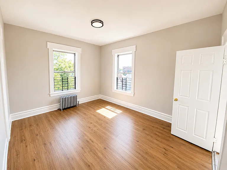 23 Harvard St #12 — Photo 10