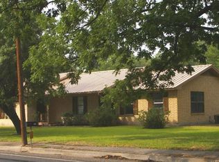 305 N Main, Meridian, TX 76665