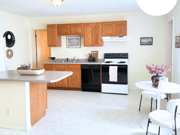 Le Mars 26-Unit (Midtown Apartments)