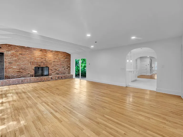 4 Potters Ct — Photo 2