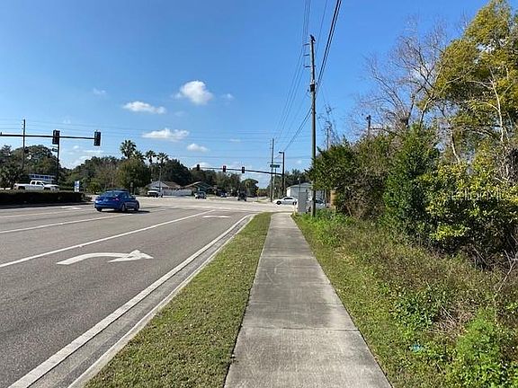 4th image of Sanford Ave