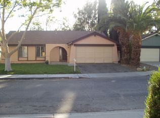 27527 Bernina Ave, Santa Clarita, CA 91351