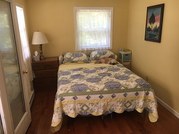 2nd image of 223 Yulan Barryville Rd