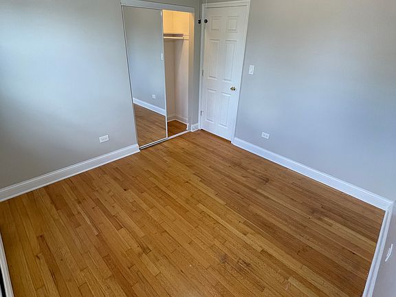 5th image of 6958 W 65th St APT 3C
