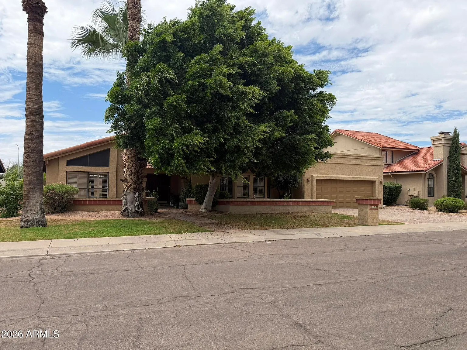 3 bed, 3.5 bath, 3125 sqft, $4,490 — Photo 1