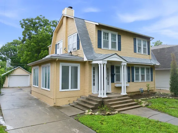 627 N Pershing St, Wichita, KS 67208