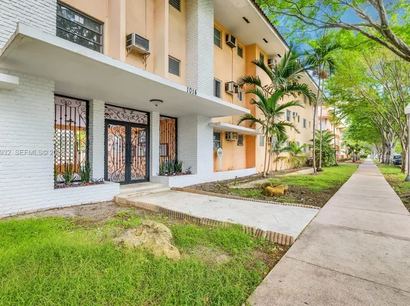 1014 Salzedo St APT 211, Coral Gables, FL 33134