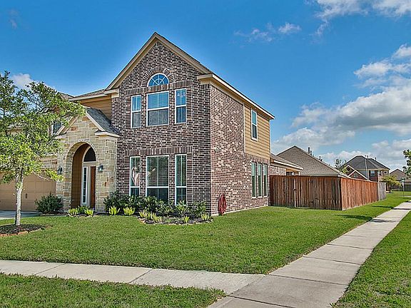2nd image of 19002 Filmont Ct