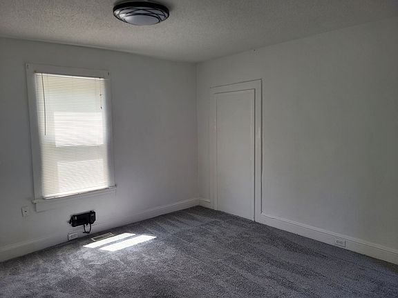 2nd image of 2318 Lansing Ave Unit A