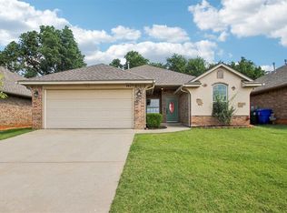 1629 Rangeline Rd, Norman, OK 73071
