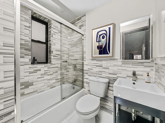 5th image of 243 W 109th St APT 4w