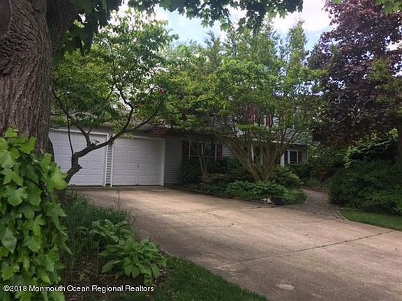4th image of 1072 Kells Ct
