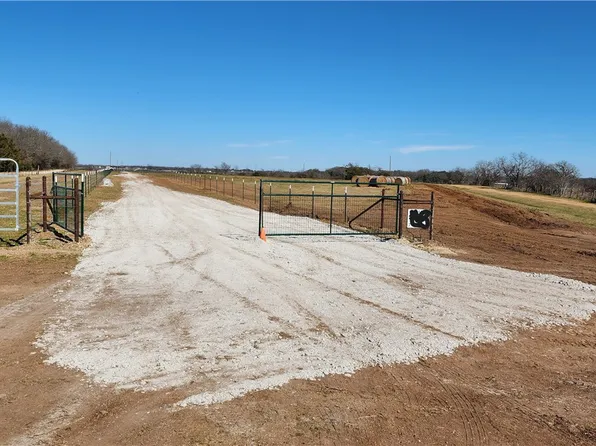 Nicole Ln, Waco, TX 76705