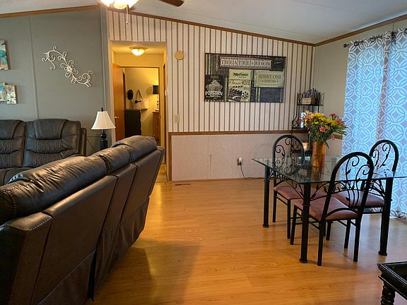 3rd image of 116 Olivia Dr