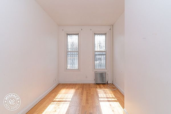 1st image of 291 Wyckoff Ave #1D