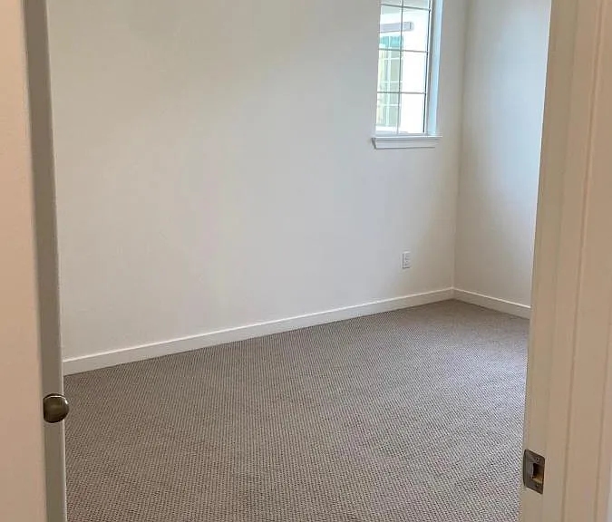969 Rodeo Rd — Photo 12