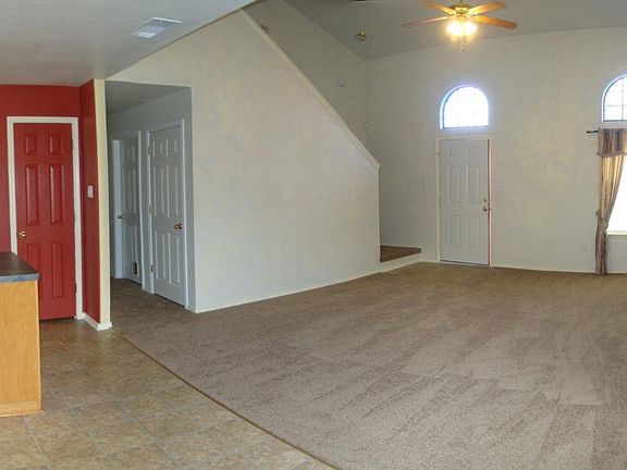 005_Living Room_06082022