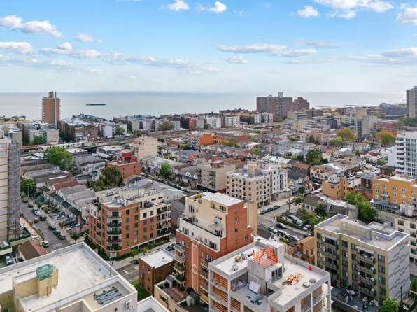 2964 Brighton Sixth Street image 22 of 26