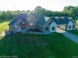 69367 Dequindre Rd, Lakeville, MI 48367