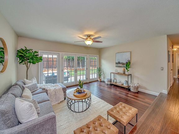 3rd image of 1069 Wallace Dr