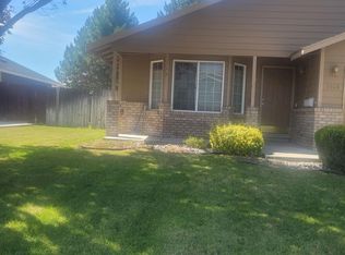 6408 Robinson Dr, Pasco, WA 99301