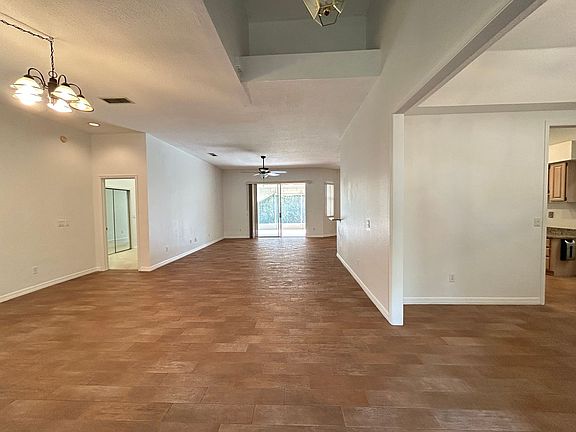 4th image of 13568 Dornoch Dr