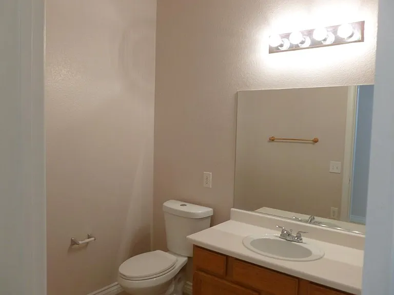 3400 Cabana Dr #2037 — Photo 13