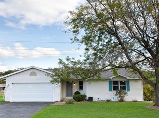 3211 S Pleasant Dr, Holmen, WI 54636