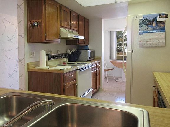 5th image of 4265 Bay Beach Ln APT 223