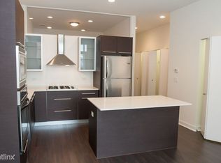 1225 W Madison St #1, Chicago, IL 60607