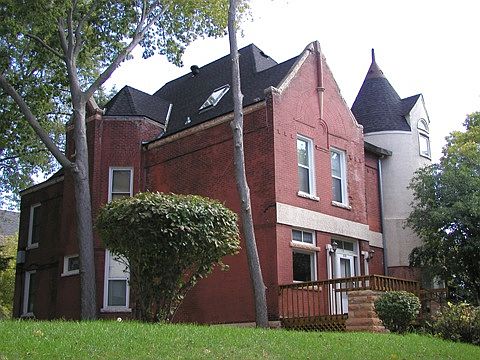 1st image of 2121 Colfax Ave S APT 2