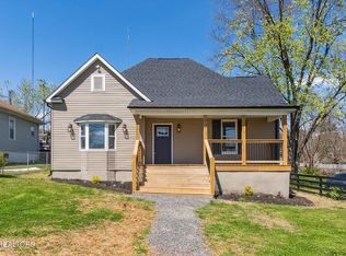 621 Banks Ave, Knoxville, TN 37917