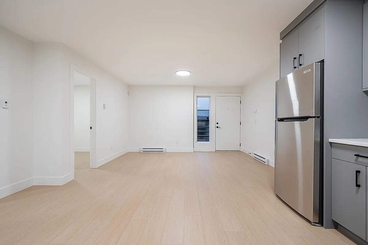 Building Photo - 5181 Booth Ave #BASEMENT