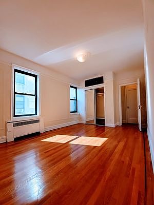 4th image of 27-10 Newtown Ave #6I