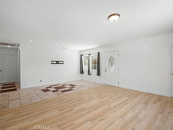2nd image of 8007 Broadleaf Ave