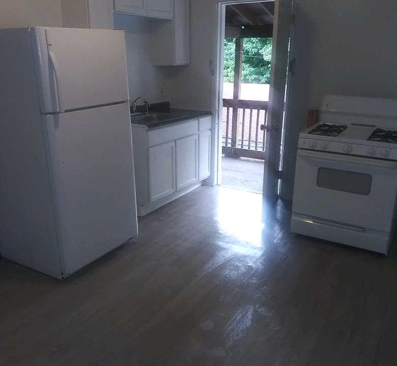 1st image of 818 Shorb Ave NW #3