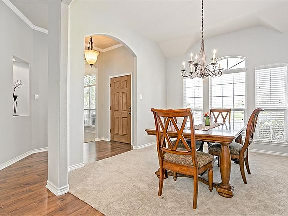 5th image of 1212 Destiny Ct