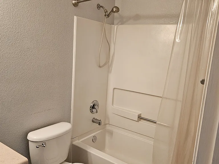 1221 University Ave #B302 — Photo 15