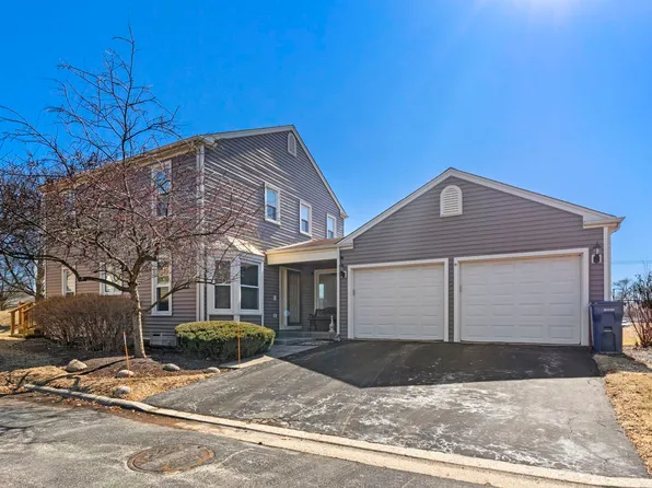 5 The Court Of Charlwood, Northbrook, IL 60062