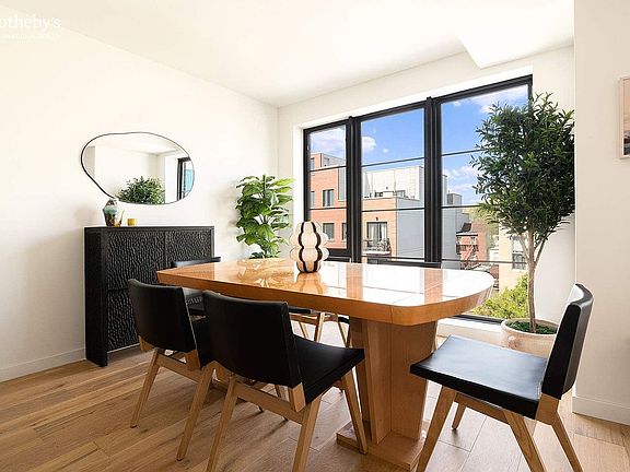 5th image of 216 20th St #Penthouse 1