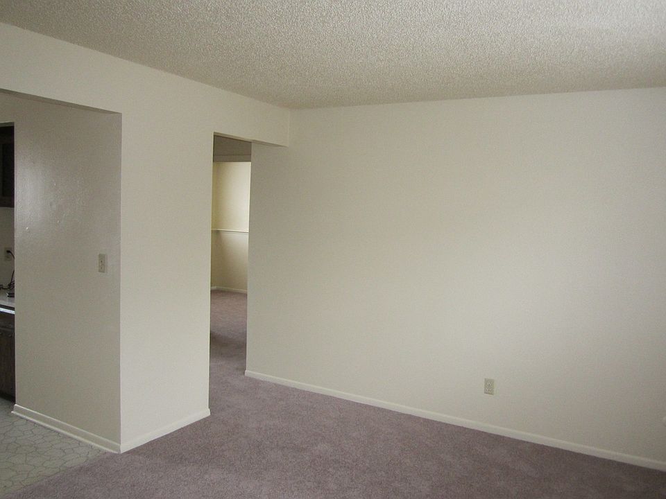 1st image of 4227 Forrest Hill Pl APT 1