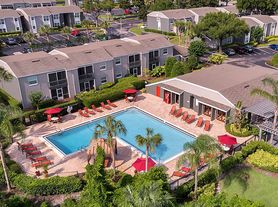 Promenade at Uptown Apartments