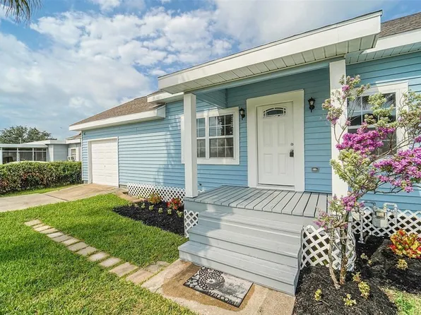 2119 67th St, Galveston, TX 77551