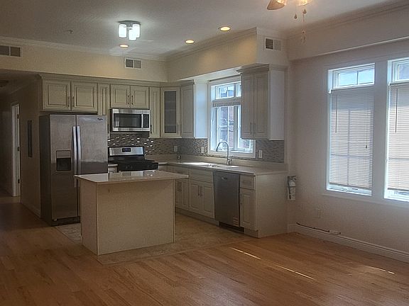 3rd image of 21 Grove St #1B