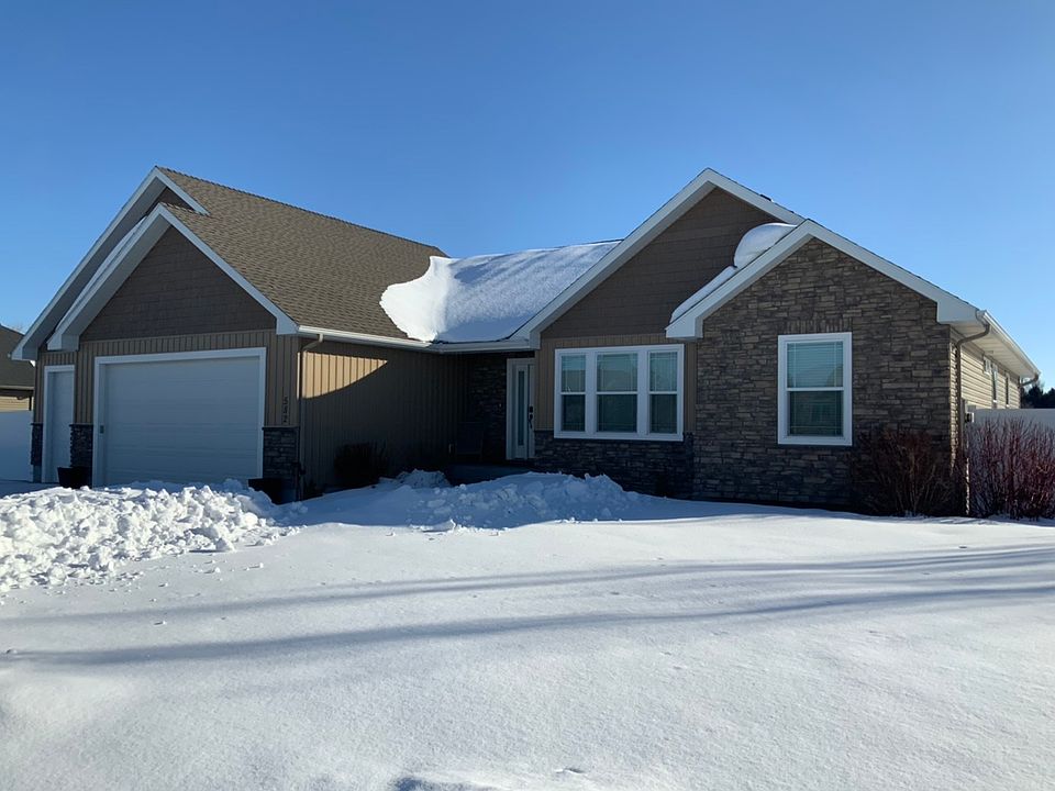 1st image of 582 Bradford Ln