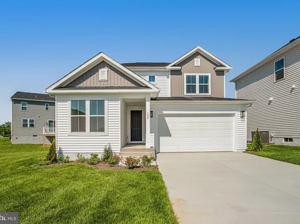 120 Midsummer Ln, Middletown, VA 22645